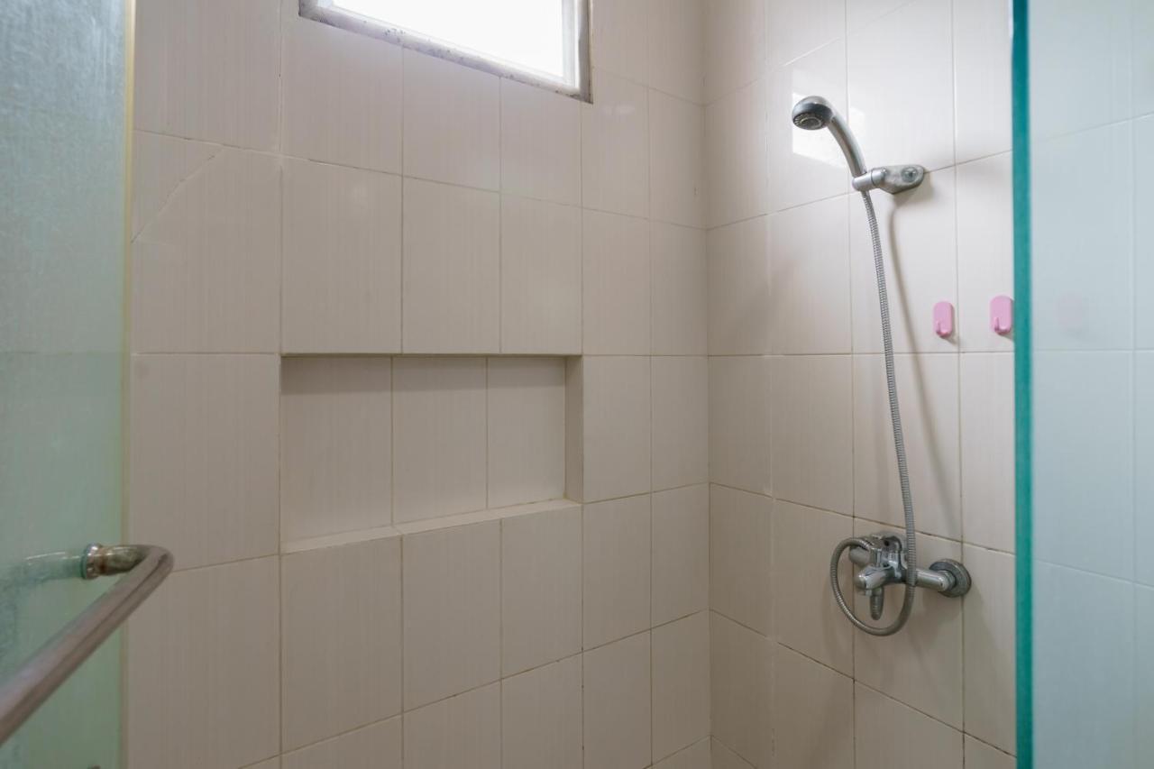 Dago Suites Syariah Cikarang Mitra Reddoorz Bekasi Extérieur photo