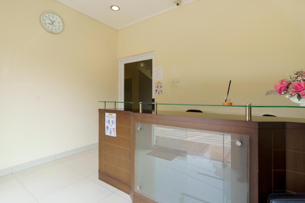 Dago Suites Syariah Cikarang Mitra Reddoorz Bekasi Extérieur photo