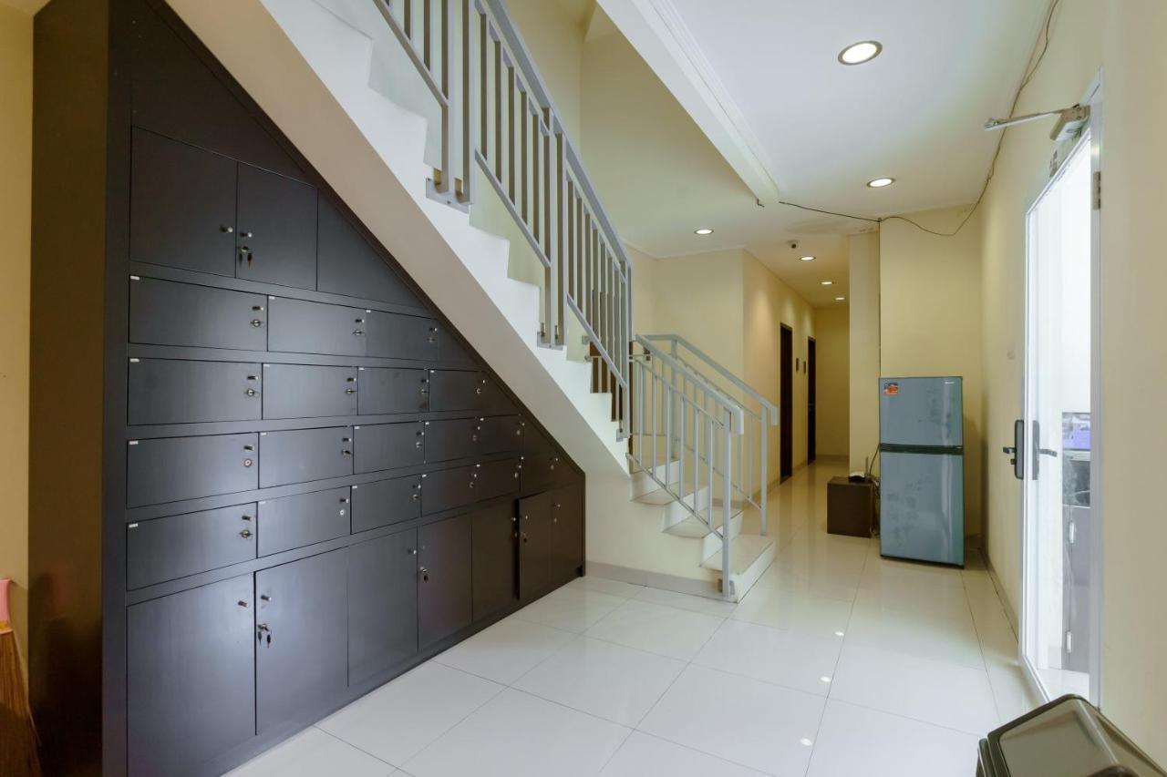 Dago Suites Syariah Cikarang Mitra Reddoorz Bekasi Extérieur photo