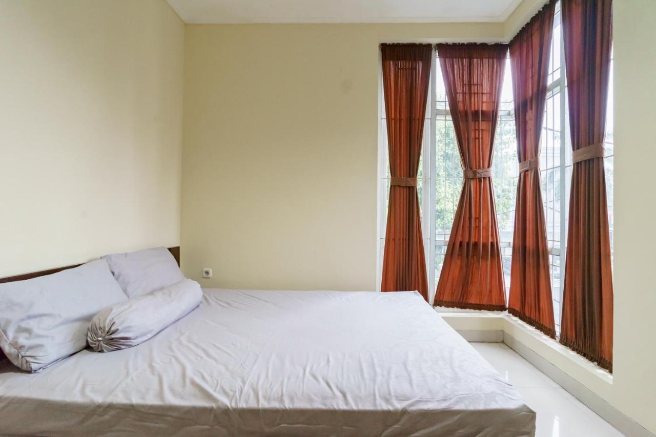 Dago Suites Syariah Cikarang Mitra Reddoorz Bekasi Extérieur photo