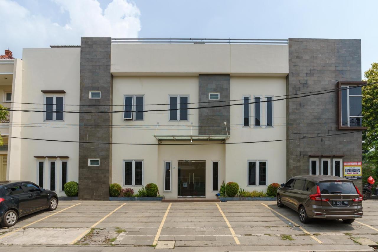 Dago Suites Syariah Cikarang Mitra Reddoorz Bekasi Extérieur photo